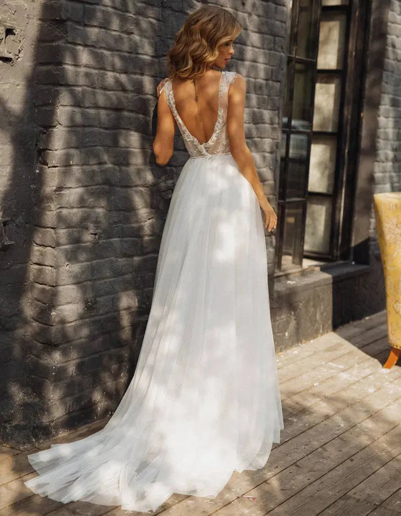 LoveDress Boho Wedding Dress For Women Ivory Lace Appliques Sexy Sleeveless Beach Bridal Dress Wedding Gowns Plus Size 14w