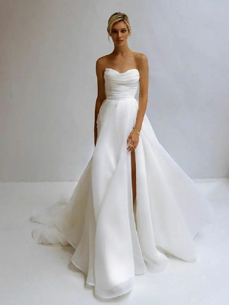 Simple Pleat Tulle Strapless Wedding Dresses Side Split Sweetheart Beach Bride Dress Elegant Sleeveless t Boho Robe De Mariee