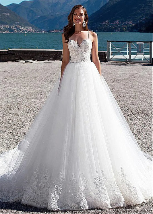 Spaghetti Strips Ball Gown Wedding Dresses Lace Appliques White Wedding Dresses Garden Women Fashion Bridal Gowns Custom