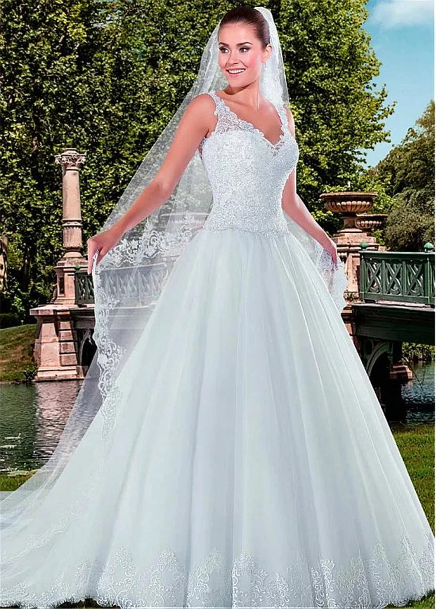 Marvelous Tulle V-neck Neckline A-line Wedding Dresses with Beaded Lace Appliques vestido de noiva Bridal Gowns Ivory