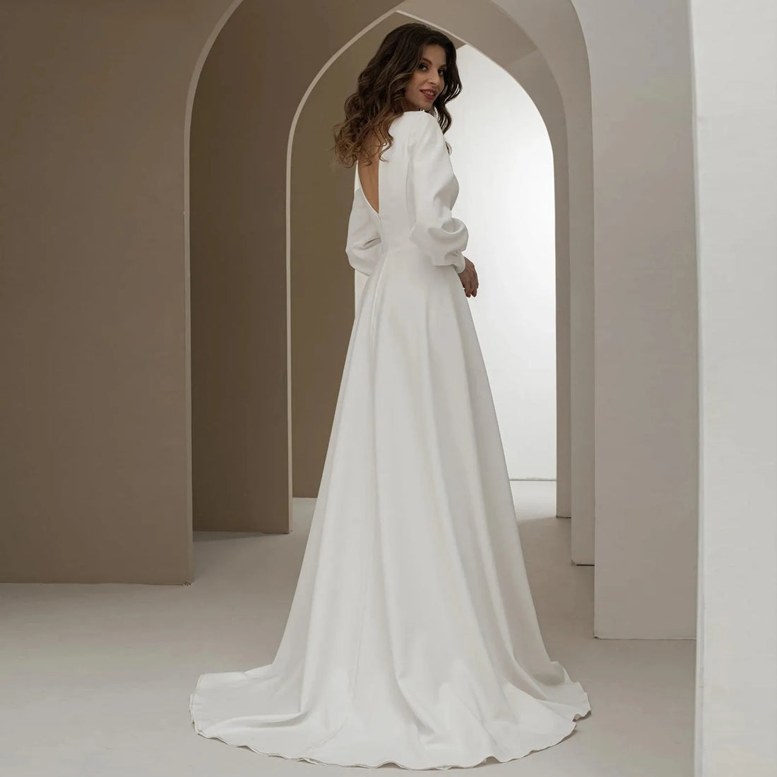 Simple Wedding Dresses Long Sleeve with Slit For Women White A-Line Backless Elegant Bridal Gowns Bride Dress Vestido De Noiva 14w