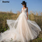 Champagner Spitzen Hochzeitskleid 2020 V-Ausschnitt Applikationen Open Back Bridal Gown Plus Size Court Zug Vintage Tüll Hochzeitskleid