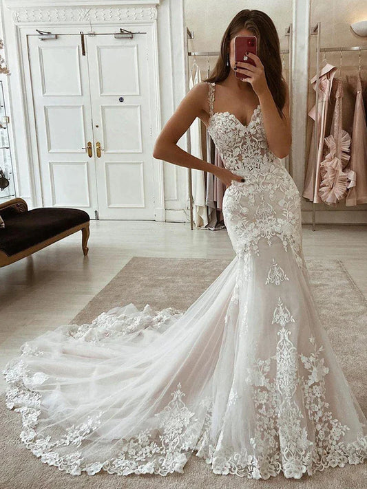 Ivory Mermaid Wedding Dresses Lace Appliques Tulle Bridal Gowns with Train Sweetheart Spaghetti Straps Vintage Gowns