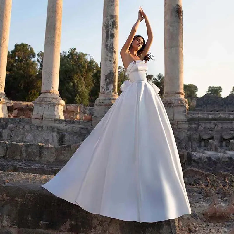 Wedding Dresses Sexy Strapless Open Back Lace Satin Bridal Dress Beach Wedding Gowns Custom Made Robe De Mariee 14w