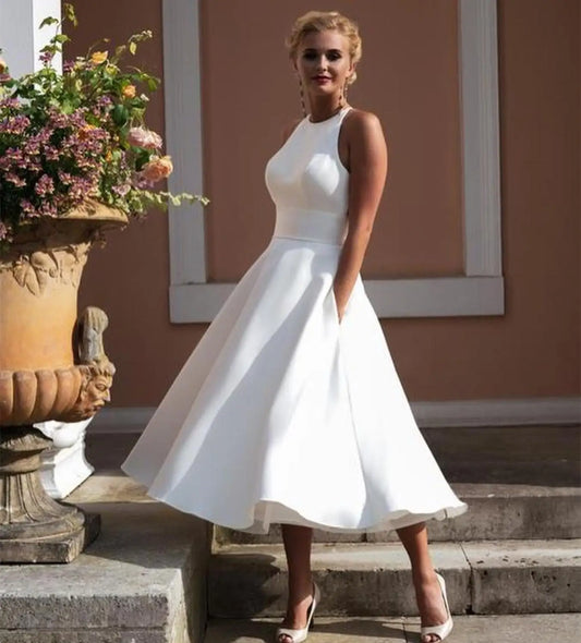 Gaun pengantin pendek o-neck tanpa lengan A-line dengan saku kustom buatan gaun pengantin