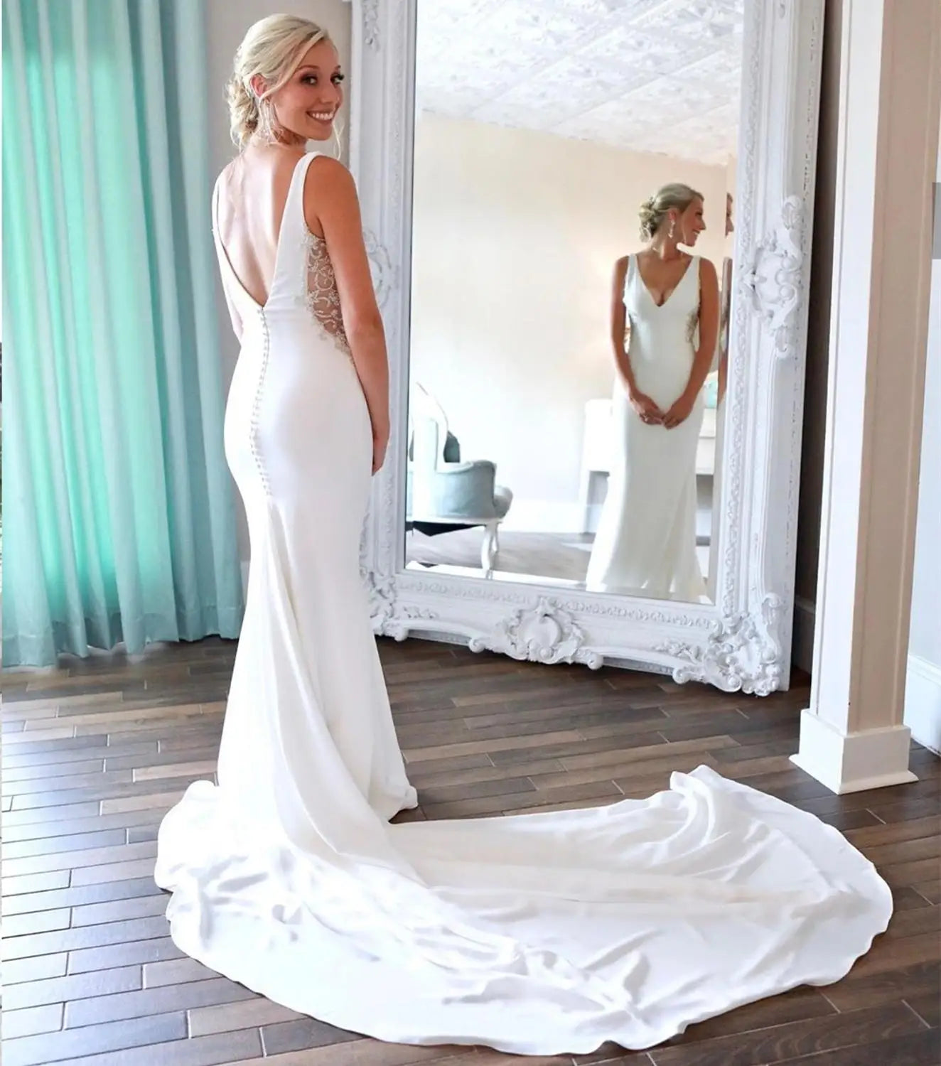 Mermaid Wedding Dress Open Back Lace Sleeveless V-Neck Satin Backless Sleeveless Bridal Gowns Plus Size Custom Bride Dress