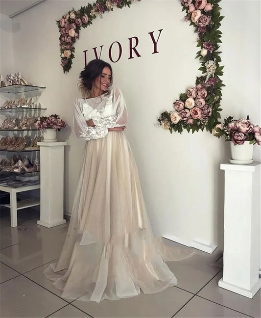 Tulle Boho Wedding Dress Lengan Panjang Vintage Vintage Gading Lace Applique Scoop Neck Champagne Skirt Garden Bride Gown disesuaikan