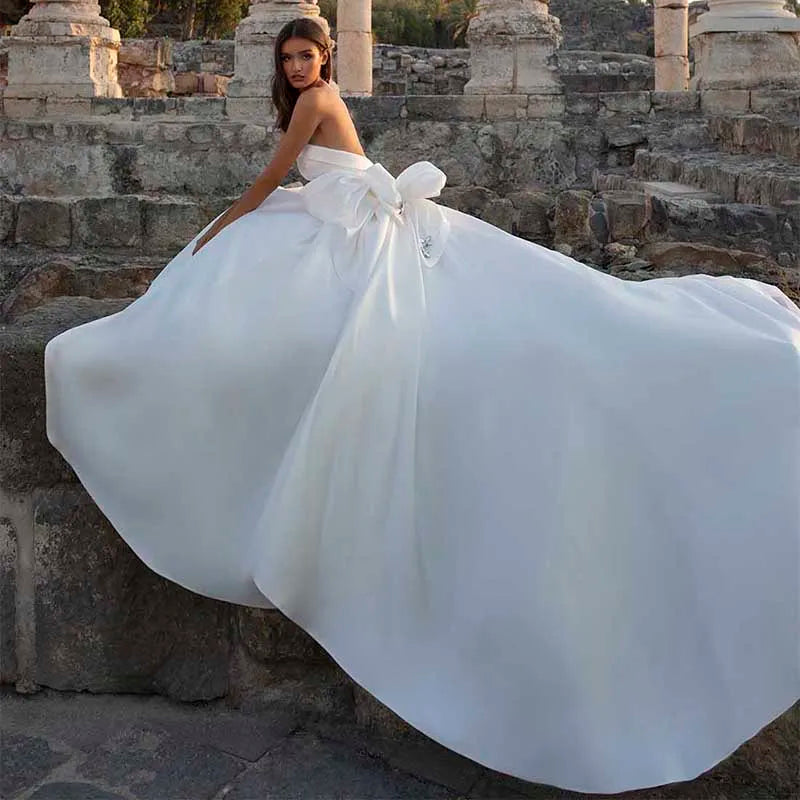 Vestidos de novia sexy sin tirantes con espalda abierta de encaje satinado vestido de novia vestidos de boda de playa por encargo Robe De Mariee