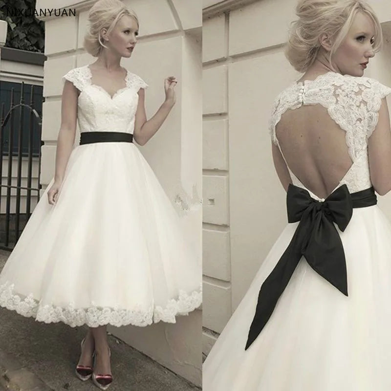 Nowa biała lub kości słoniowej szyi z koronkową krótką suknią ślubną ślubną suknię ślubną z odłączoną kurtką bez tyłu