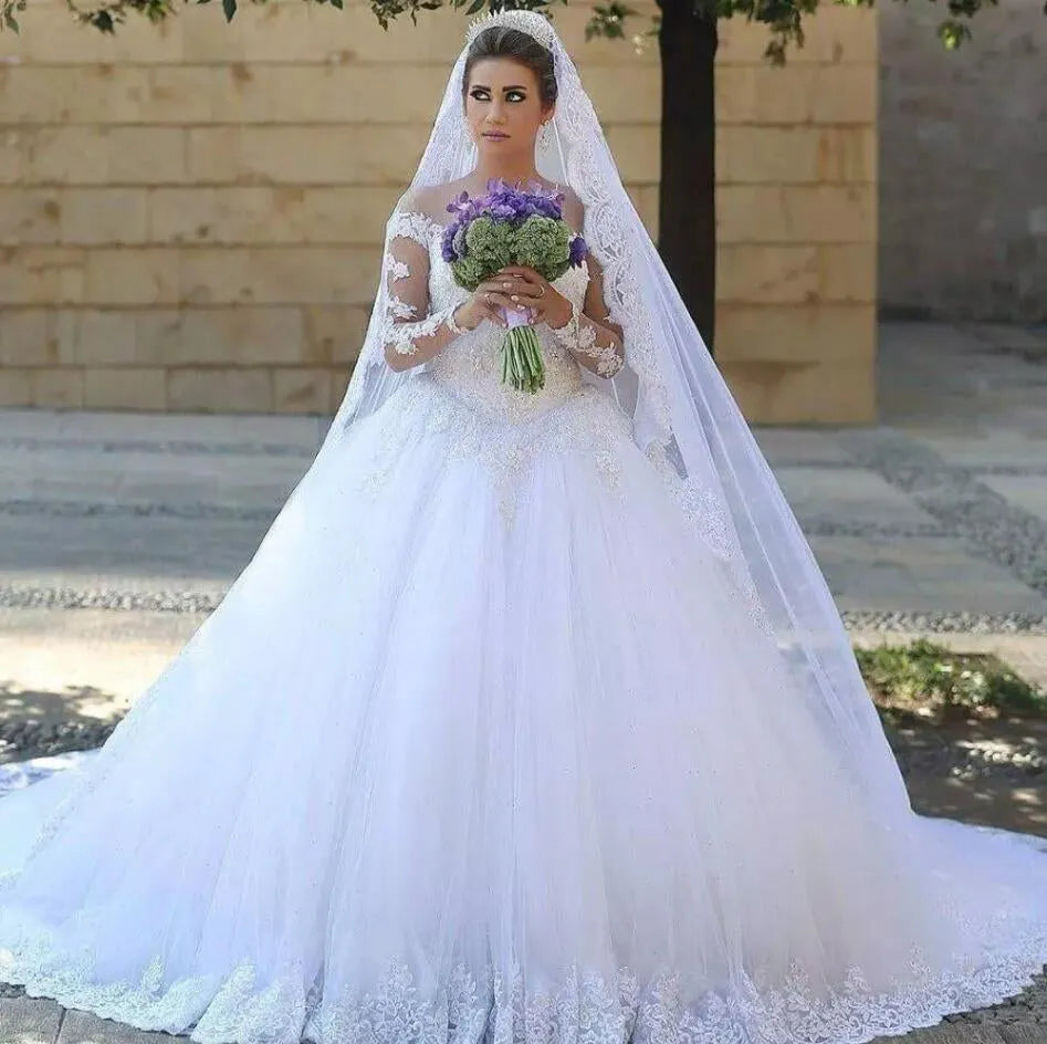 Attractive Tulle Jewel Neckline Ball Gown Wedding Dresses With Lace Appliques & 3D Flowers & Beadings Long Sleeves Bridal Dress Champagne