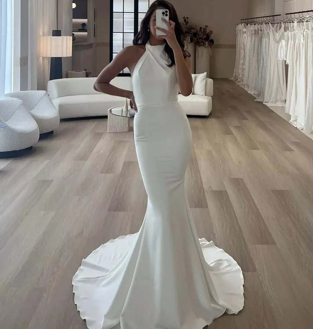Generous Mermaid Wedding Dresses Halter Sleeveless Brides Dress for Women Backless Button Sweep Train Bridals Gowns Ivory
