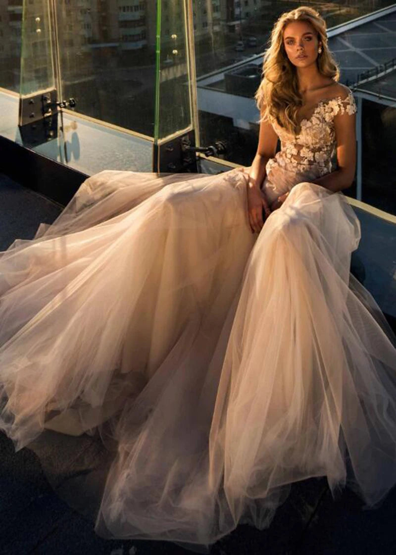 Strand Hochzeitskleid Spitzen Applikationen A-Line Boho Brautkleid Prinzessin Elfenbein Plus Größe Tüll Hochzeitskleider