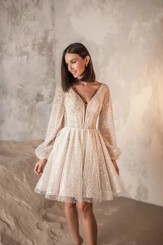 Short Mini Wedding Dress Open Long Sleeves Modern Sexy Simple Summer Shine Glitter Bride Wown Champagne Bohemian Beach Tulle champagne