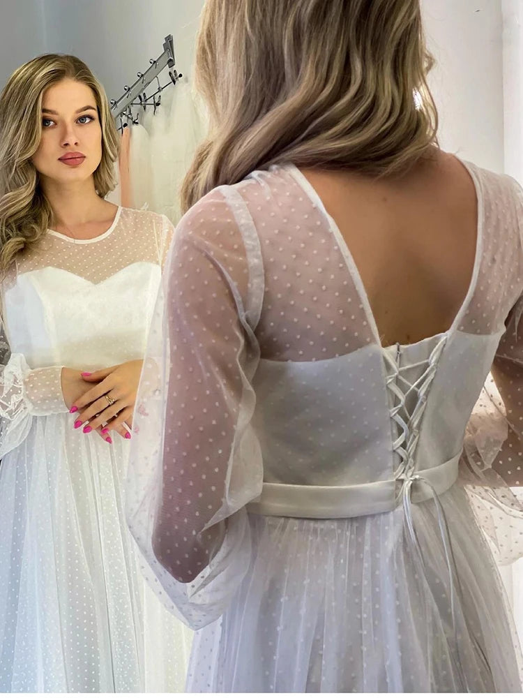 Einfaches kurzes Hochzeitskleid O-Neck Long Sleeve Brautkleid Schnürung Rücken Tüll und Organza Charming Custom Made Robe de Mariee