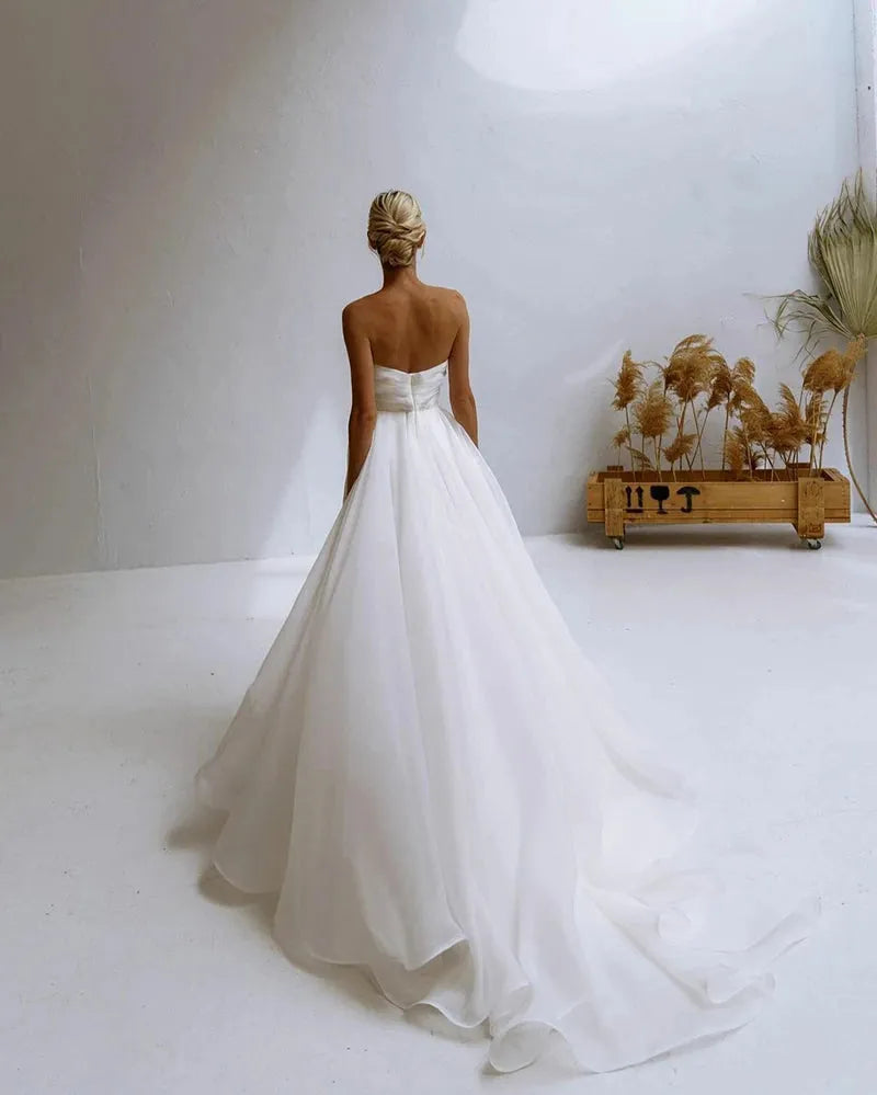 Simple Pleat Tulle Strapless Wedding Dresses Side Split Sweetheart Beach Bride Dress Elegant Sleeveless t Boho Robe De Mariee 14w
