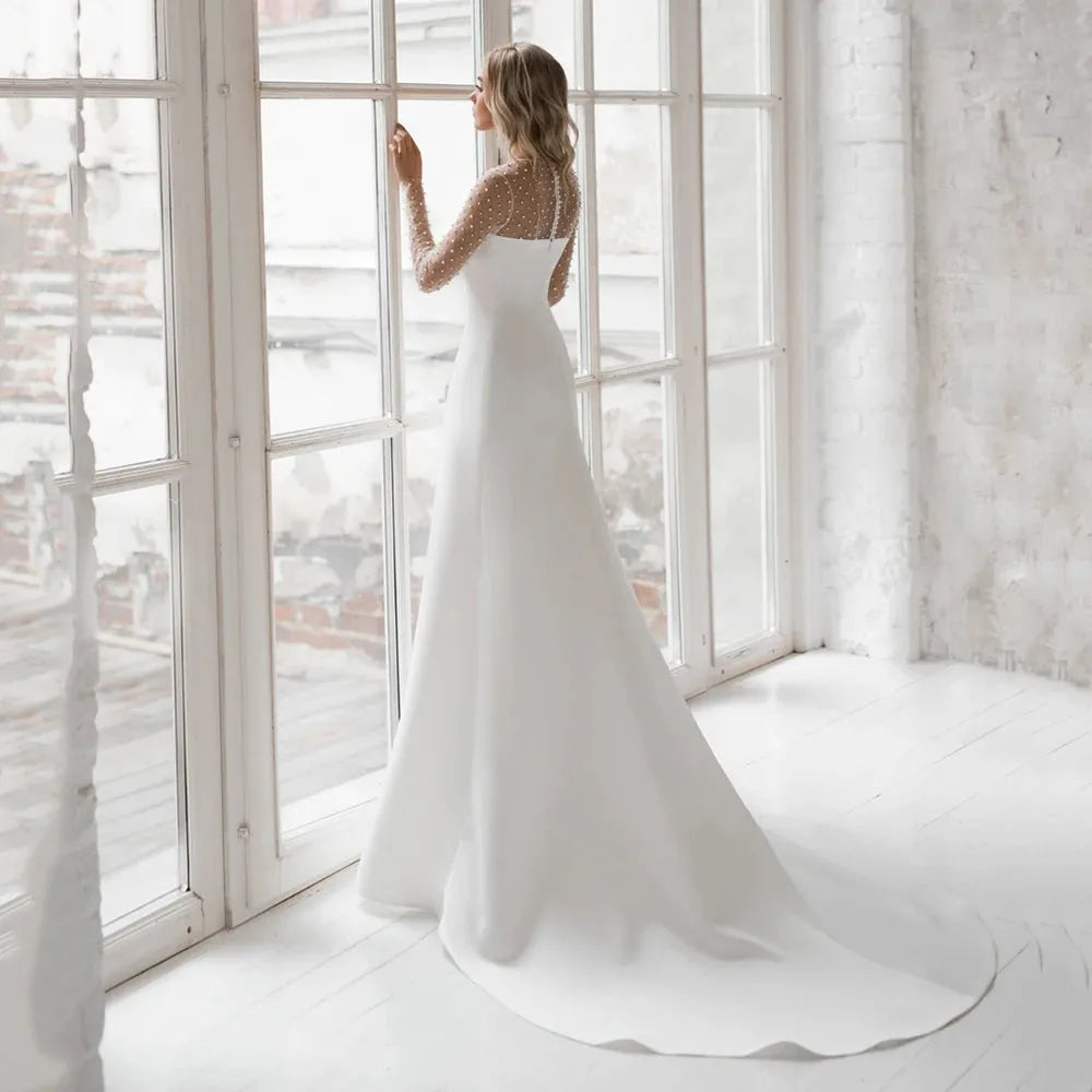 Long Sleeves Satin Wedding Dress For Women Modern O-Neck Pearls Bridal Gown Simple Sweep Train buttons Robe De Marie 14w