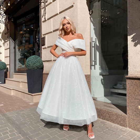 Blowly Wedding Dress Plaża z ramion księżniczki Bridal Sukienka Brewna A-line elegancka krótka shinny dla kobiet szata de mari