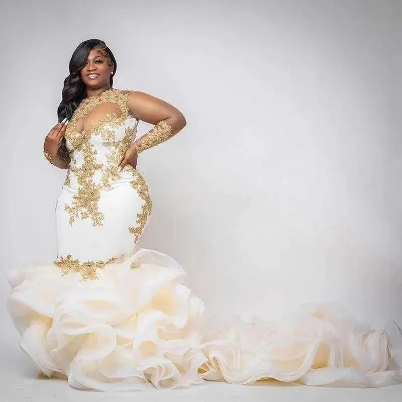 Plus Size Ruffles Bridal Dresses Sheer Neck Full Sleeve Gold Appliques Wedding Gowns Tier Tulle Train Robe De Mariee Champagne 14w
