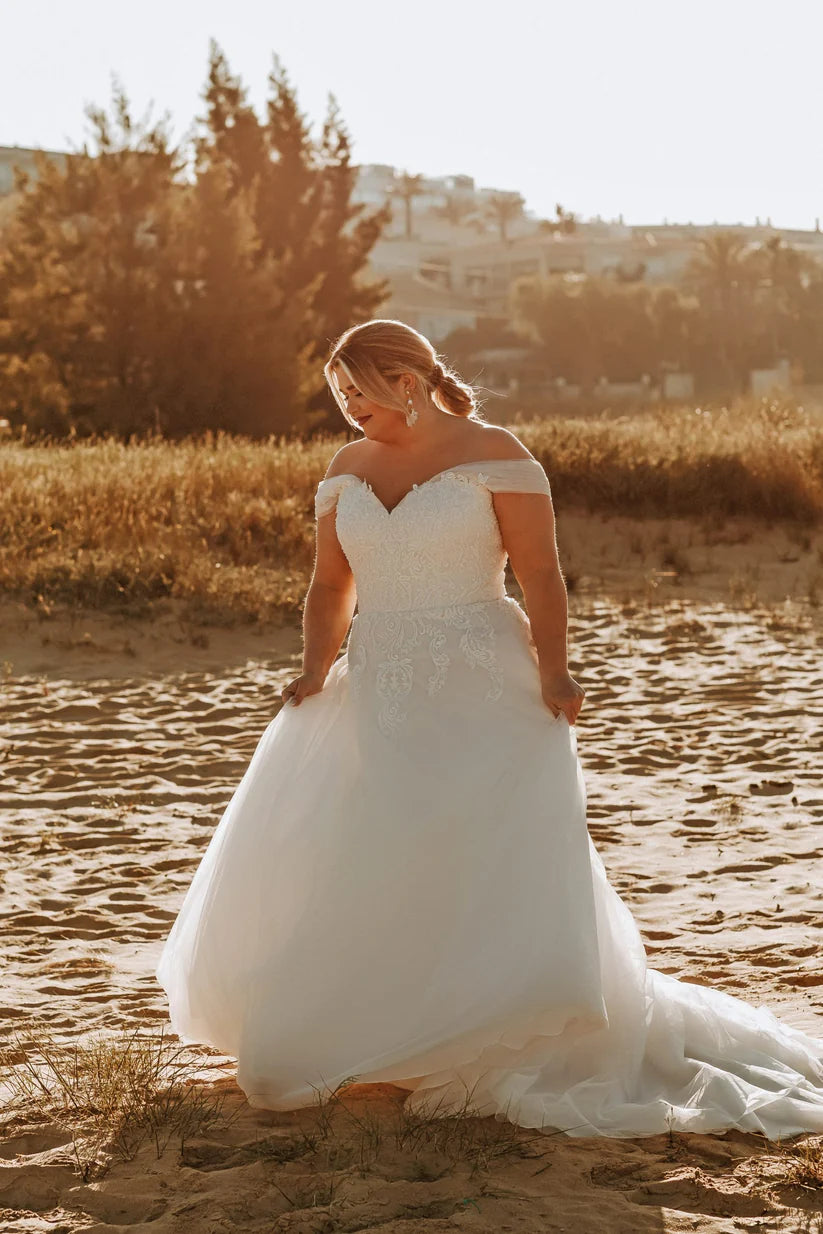 Vestidos de novia de playa de talla grande con hombros descubiertos y cuello en V con cordones en la espalda vestidos de novia con Apliques de encaje vestidos de novia 