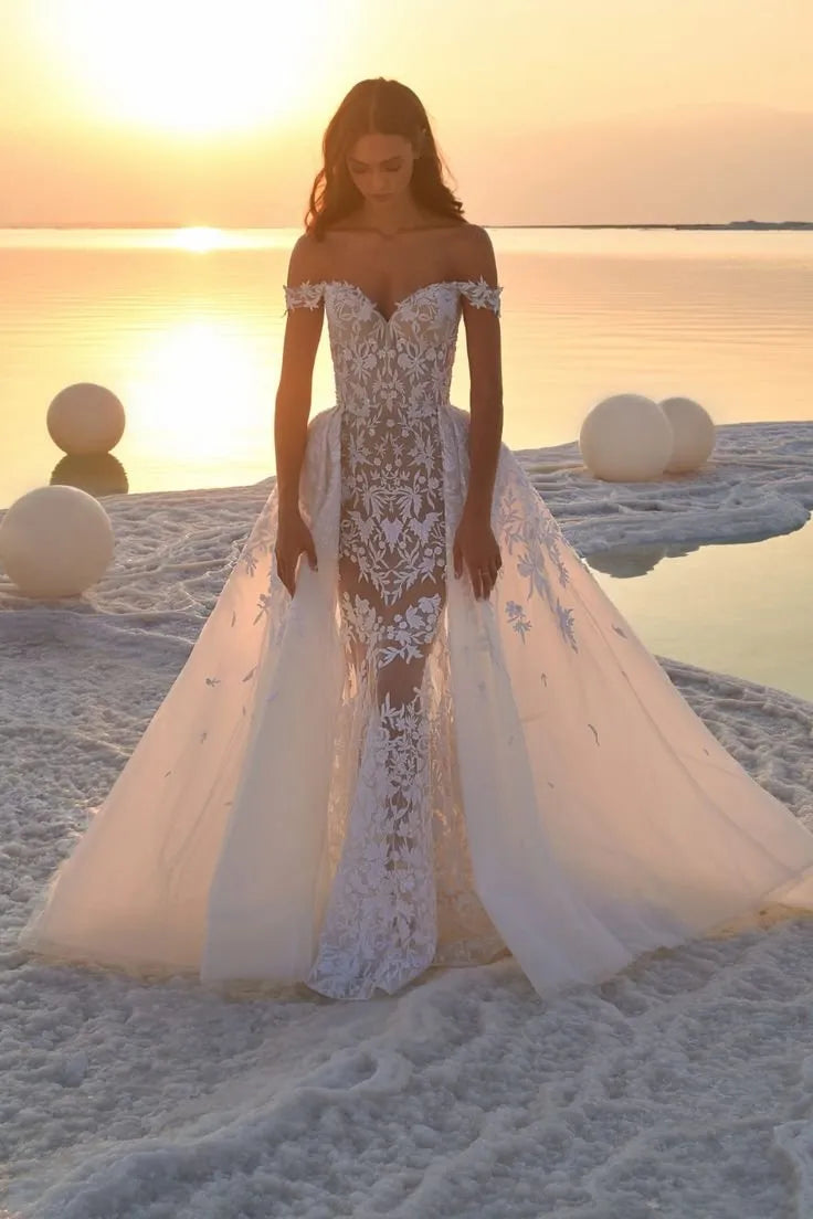Off Shoulder Mermaid Wedding Dresses Long Sleeves Lace Appliques Bride Dresses Open Back Detachable Train Trumpet Wedding Gowns 26W