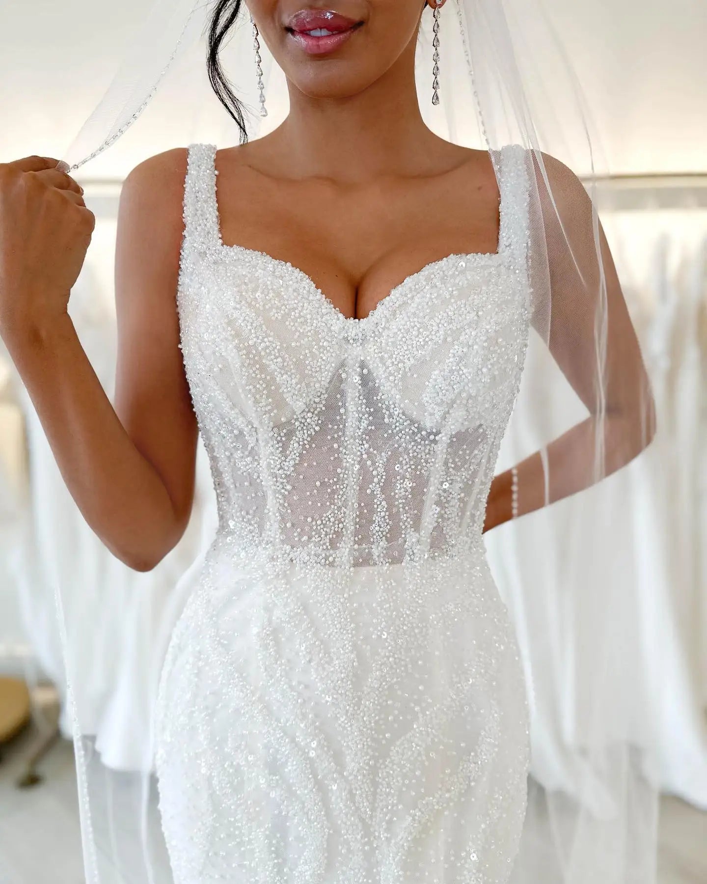 Eleganckie sukienki ślubne syreny Sukiny cekiny bez pleców Bride Sukienki dla kobiet koronkowe suknie bridals szata de mariée