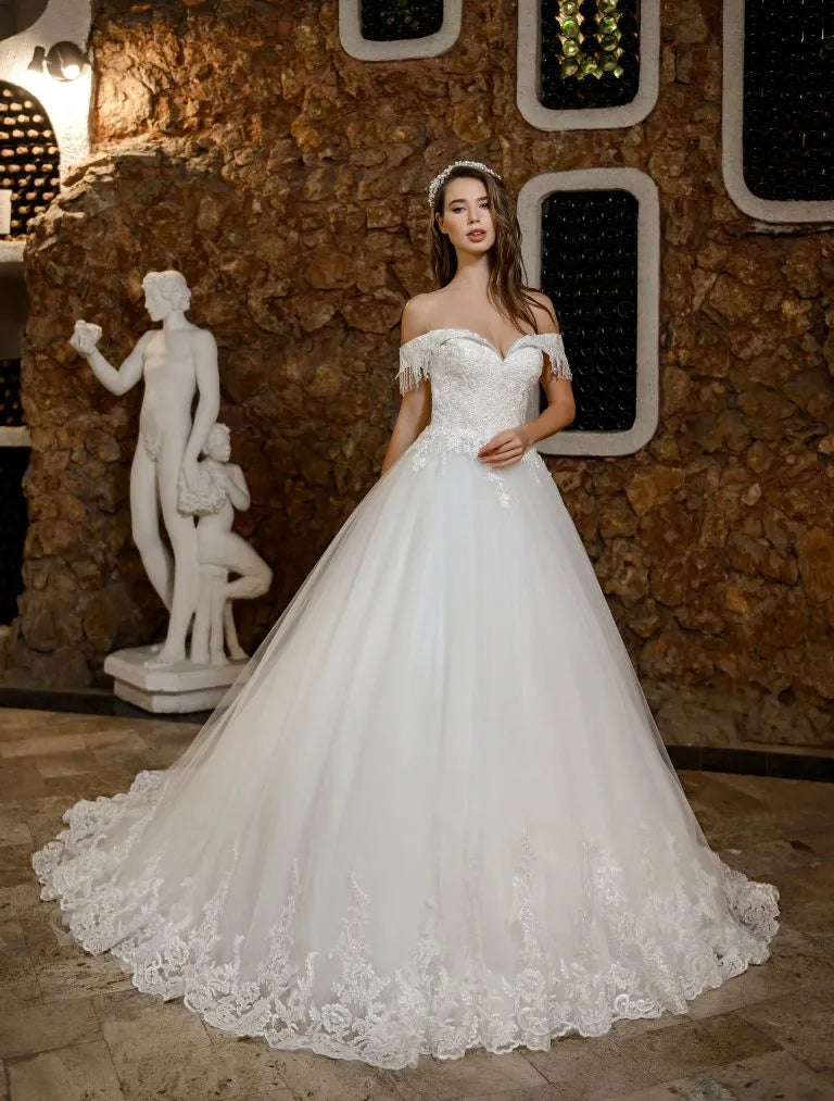 Princess Lace Appliques Wedding Dresses Custom Made Bandage Back Formal White Bridal Gowns Fashionable Robe De Mariage Champagne