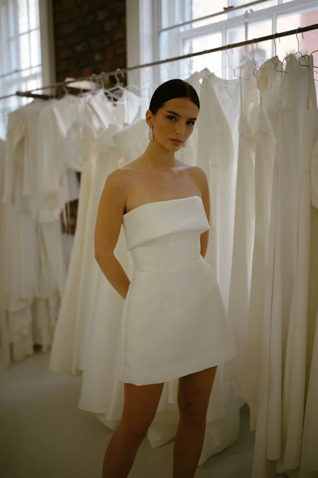 A-Line Mini Wedding Party Dresses Sreapless Off Shoulder Puff Sleeves Brides Gowns for Women Cocktai Dress Bespoke 26W