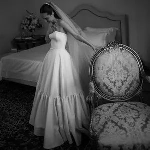 Simple A-Line Long Wedding Dresses Strapless Ruched Elegant Brides Dress for Women Evening Gowns robe de mariée 26W