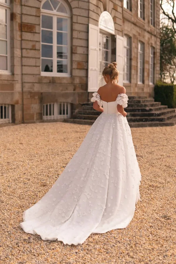 Luxury Wedding Dresses A Line Women's Sexy Flowers Sleeveless Off Shoulder Elegant Soft Bride Gown Formal Vestidos De Novia Satin