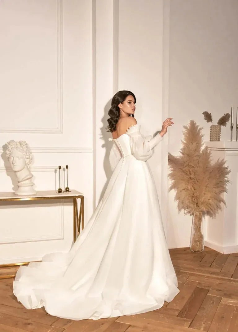 V-Neck Puff Sleeve Tulle Illusion Backless Bridal Gowns Sweep Train Vestidos De Novia Satin