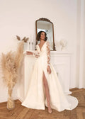 Morden Satin A Line Wedding Dresses V Neck FullSleeve Bridal Gowns Lace Appliques Pleat Vestidos Sweep Train Satin