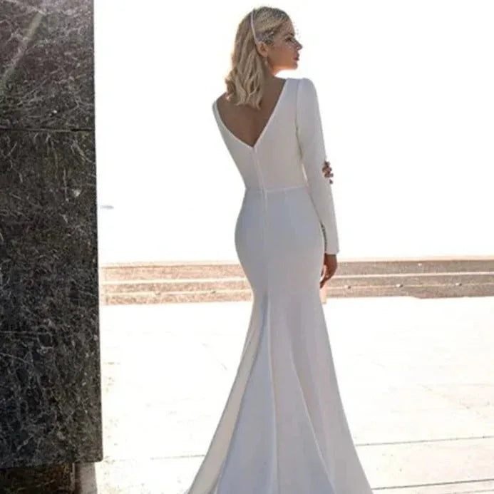 LoveDress Simple V-Neck Wedding Dress With Detachable Train Long Sleeve Button Modern Mermaid Bride Gown Backless Robe de mariée White 28w