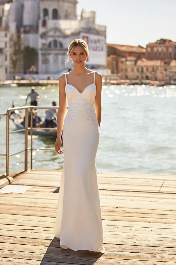 Simple Sheath Wedding Dress for Brides Appliques Sequined Sleeveless Spaghetti Straps Bridal Dress Satin