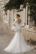 Customized Wedding Gown Boat Neck Elegance Sheath Fit Long Sleeves Completed a Sensuous Slit for Bridal Dress Satin