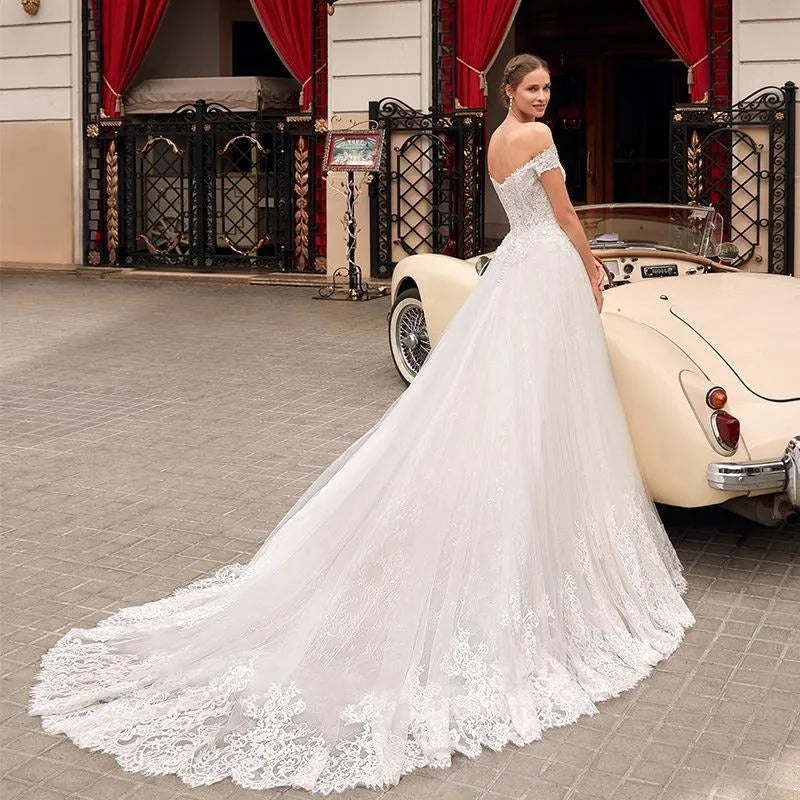 Popular Off Shoulder Wedding Dress V Neck Lace Appliques Tulle Court Train Bridal Dresses Marriage Gowns 2021 Same as picture