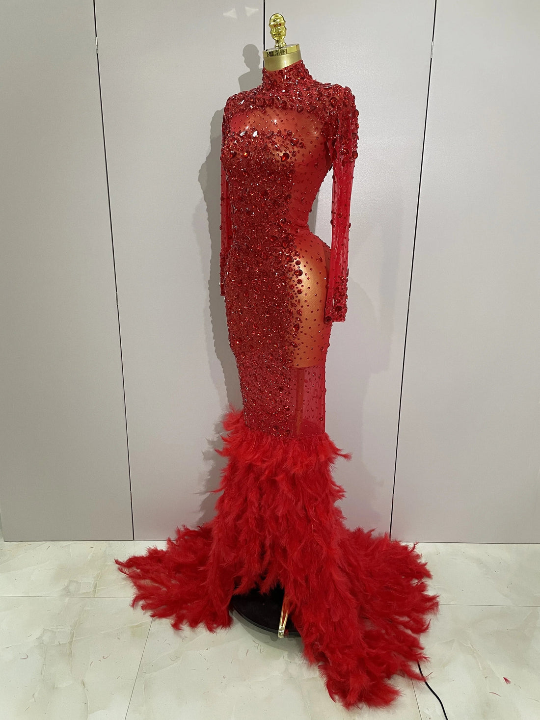 Sparkling Red Crystals Feathers Long Sleeve Mermaid Maxi Dress Women Wedding Celebrate Luxury Birthday Party Prom Gown Red