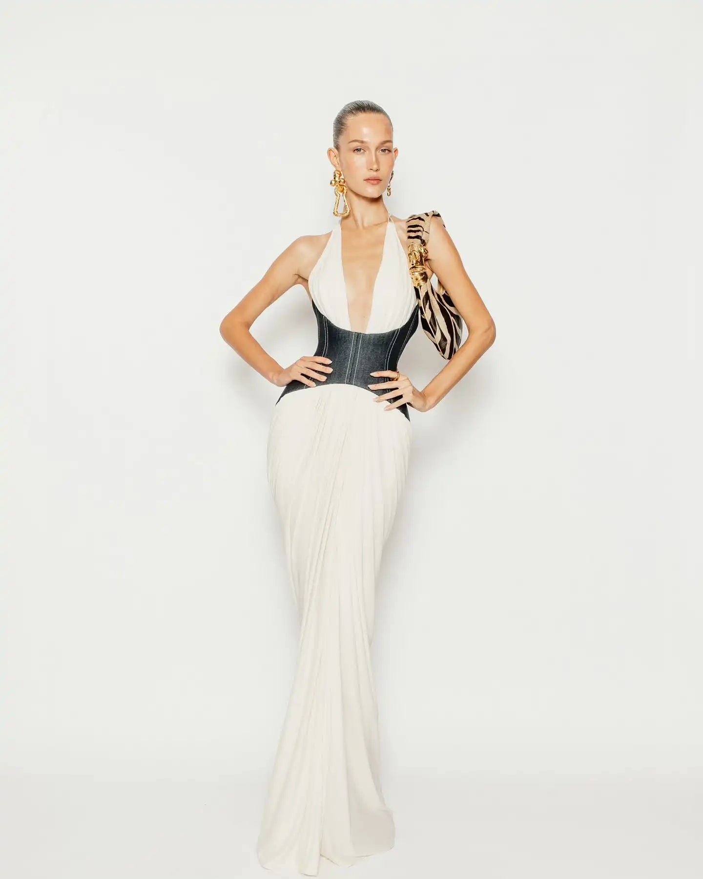 Hot Sale Celebrity Red Carpet Evening Party Dress Women Sexy Halter Off the Shoulder Deep V-Neck Bodycon Long Dress