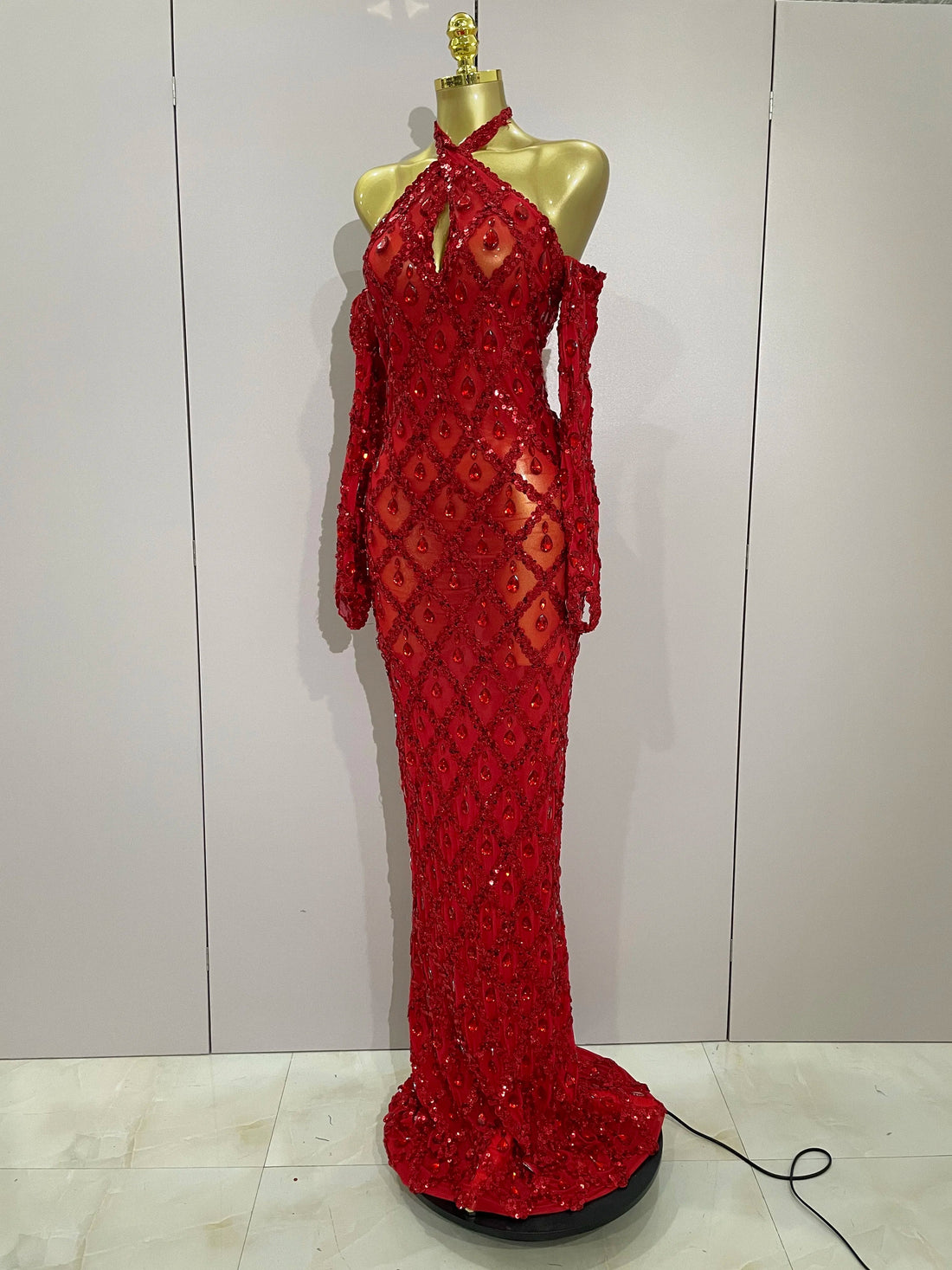 Sexy Sparkly Rhinestones Halter Mesh Long Dress With Gloves Women Celebrate Evening Wedding Prom Birthday Dress Shoot Wear Red