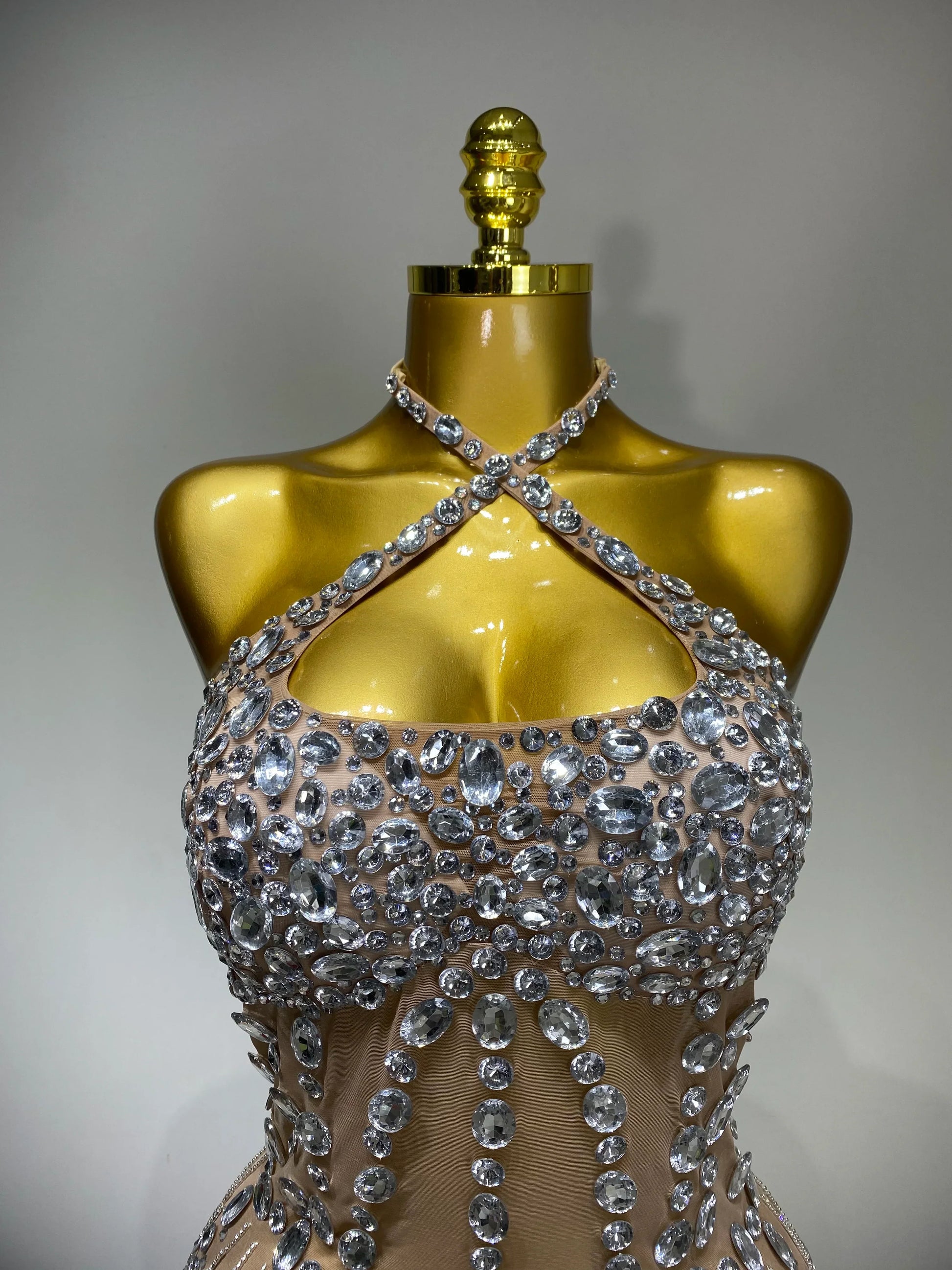 Luxury Rhinestone Evening Party Dress Women Sexy Halter See Through Mesh Luxury Birthday Gowns Nightclub Singer Stage Outfit