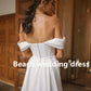 Vestidos de novia elegantes de sirena de satén suave plisados ​​con cuello en V y hombros descubiertos con abertura lateral de cola desmontable hechos a medida