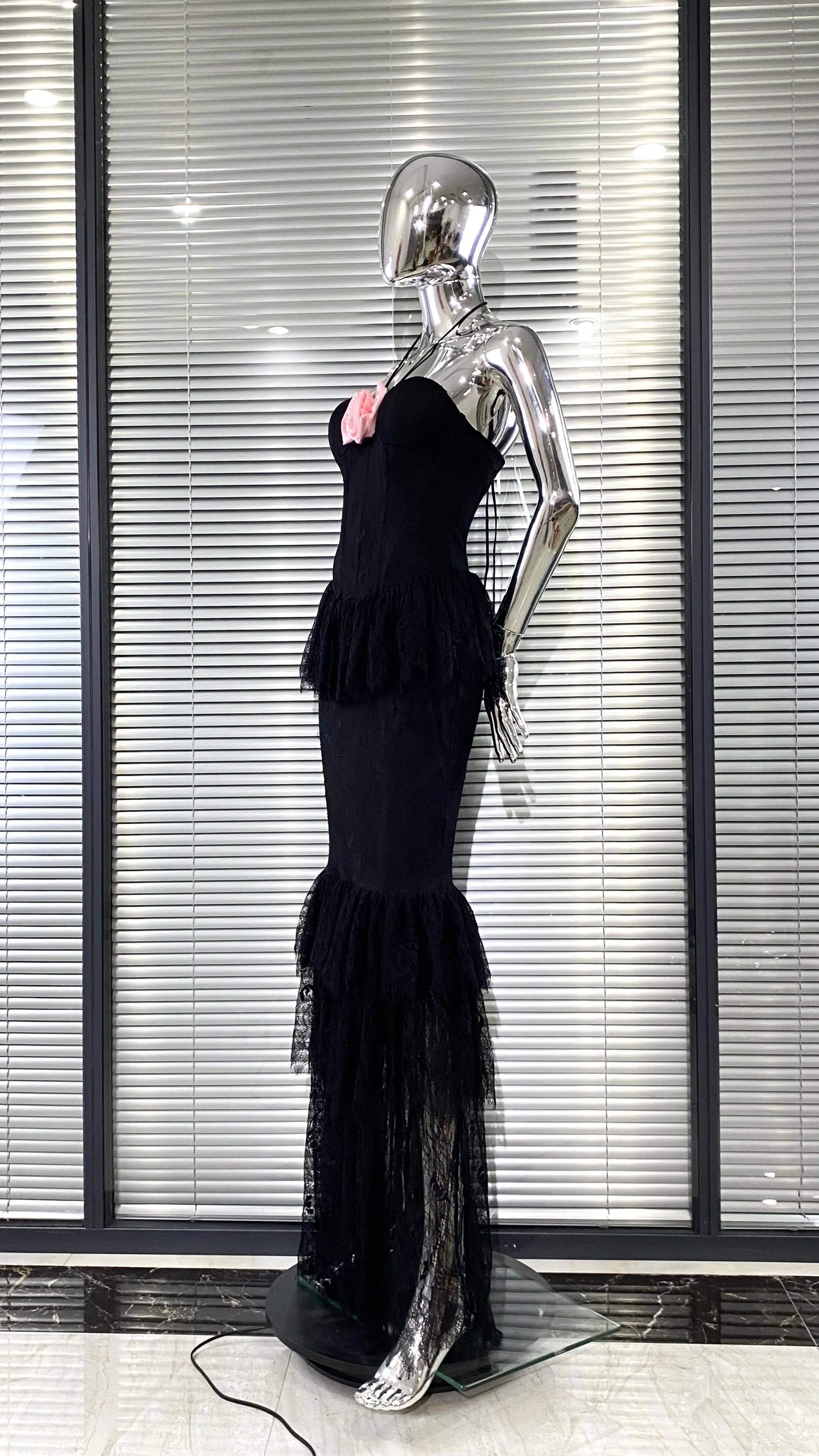 Pink Flowers Halter Sleeveless Black Lace Ankle Length Dress Celebrity Birthday Party Evening Dress Woman Voaction Outfit