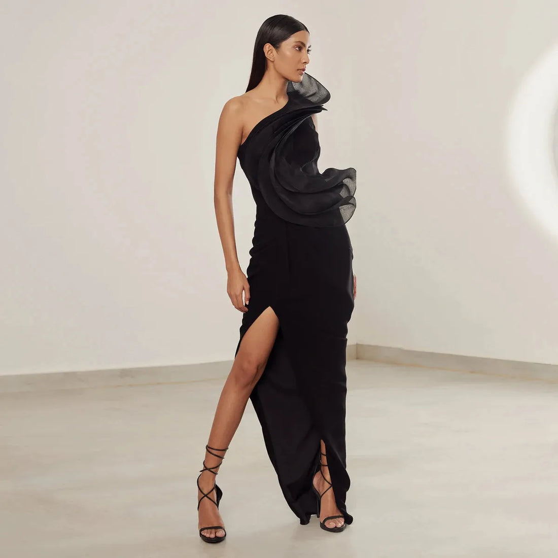 Spring Black One Shoulder Evening Dresses Custom Made Ruffled Asymmetrical Prom Dress Irregular فساتين للحفلات الراقصة as picture color