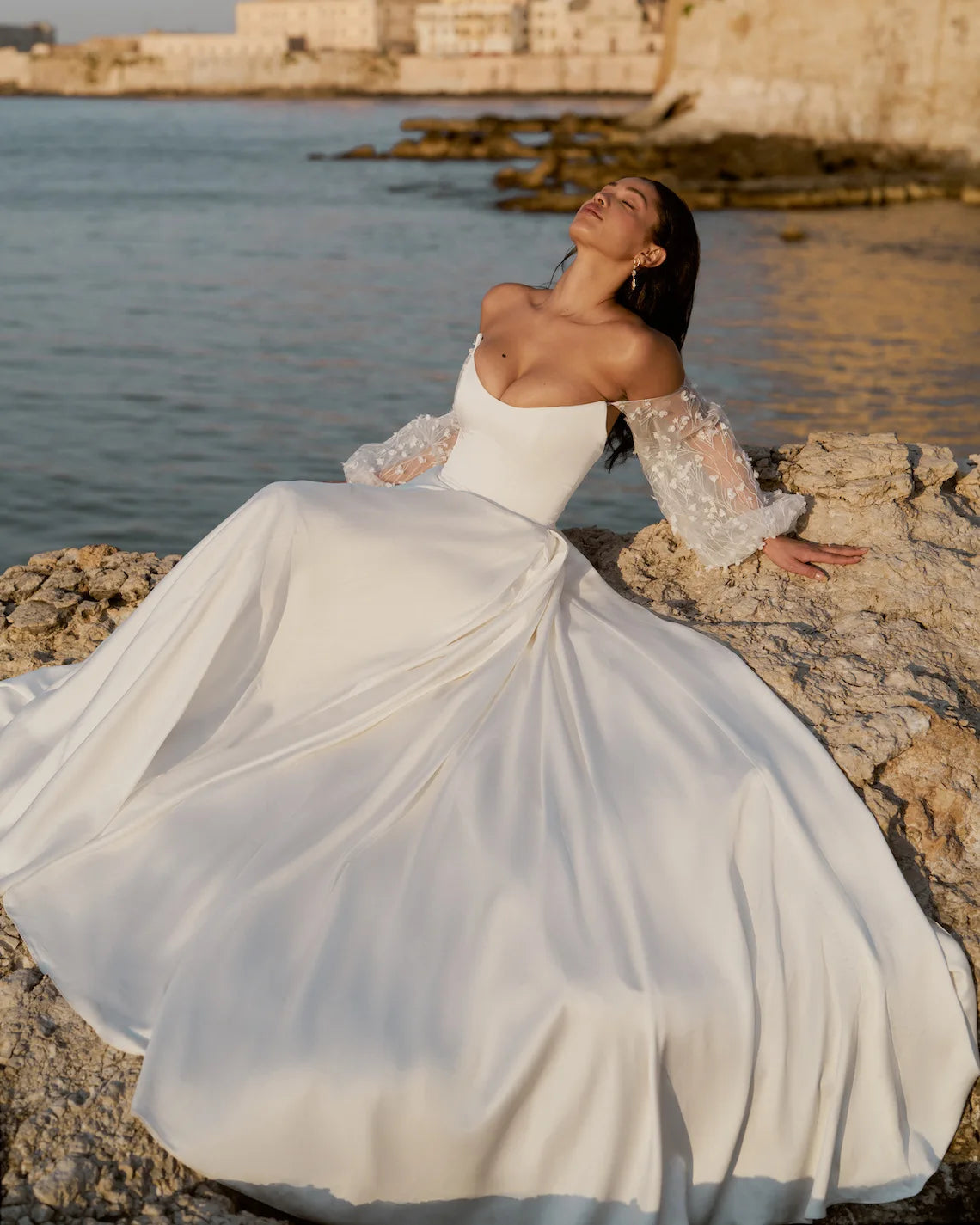 NEU Slim Split Simple Wedding Kleid Eine Linie Vestido de Novia Brautkleider