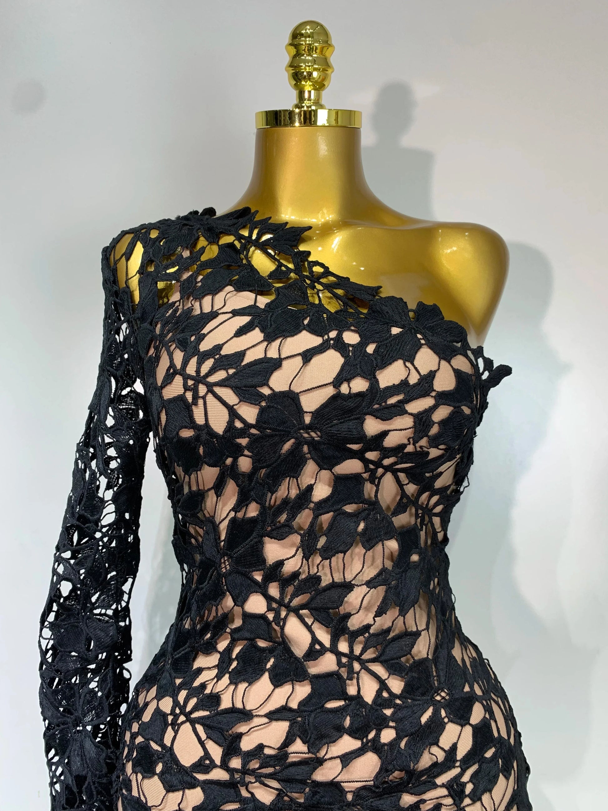 Women Sexy Lace Patchtop Bandage Dress Diagonal Collar Single Shoulder Long Sleeve Bodycon Dress Party Luxury Birthday Dresses