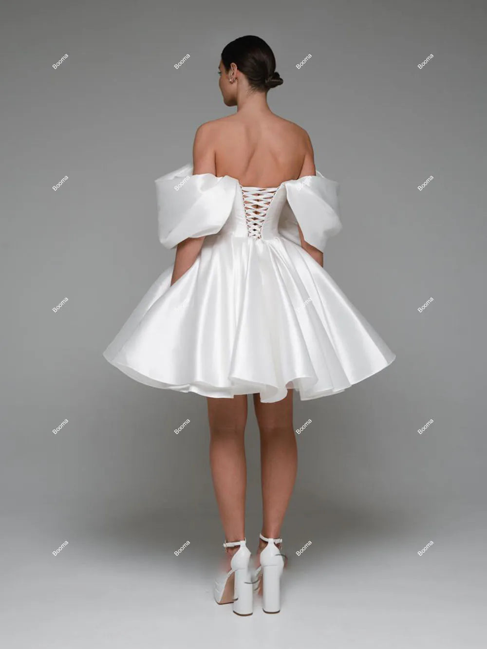 Weiße kurze Hochzeitsfeier Kleider von Schulterballkleidern Mini Brautkleider Schnürung Brautabendkleider für Frauen