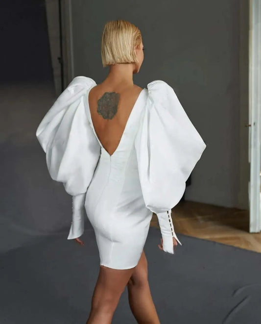 Mini vestidos de fiesta blancos puros simples Funda con mosca Manga larga Cuello en V Vestido formal Vestido de cóctel corto Vestidos para ocasiones de satén elástico