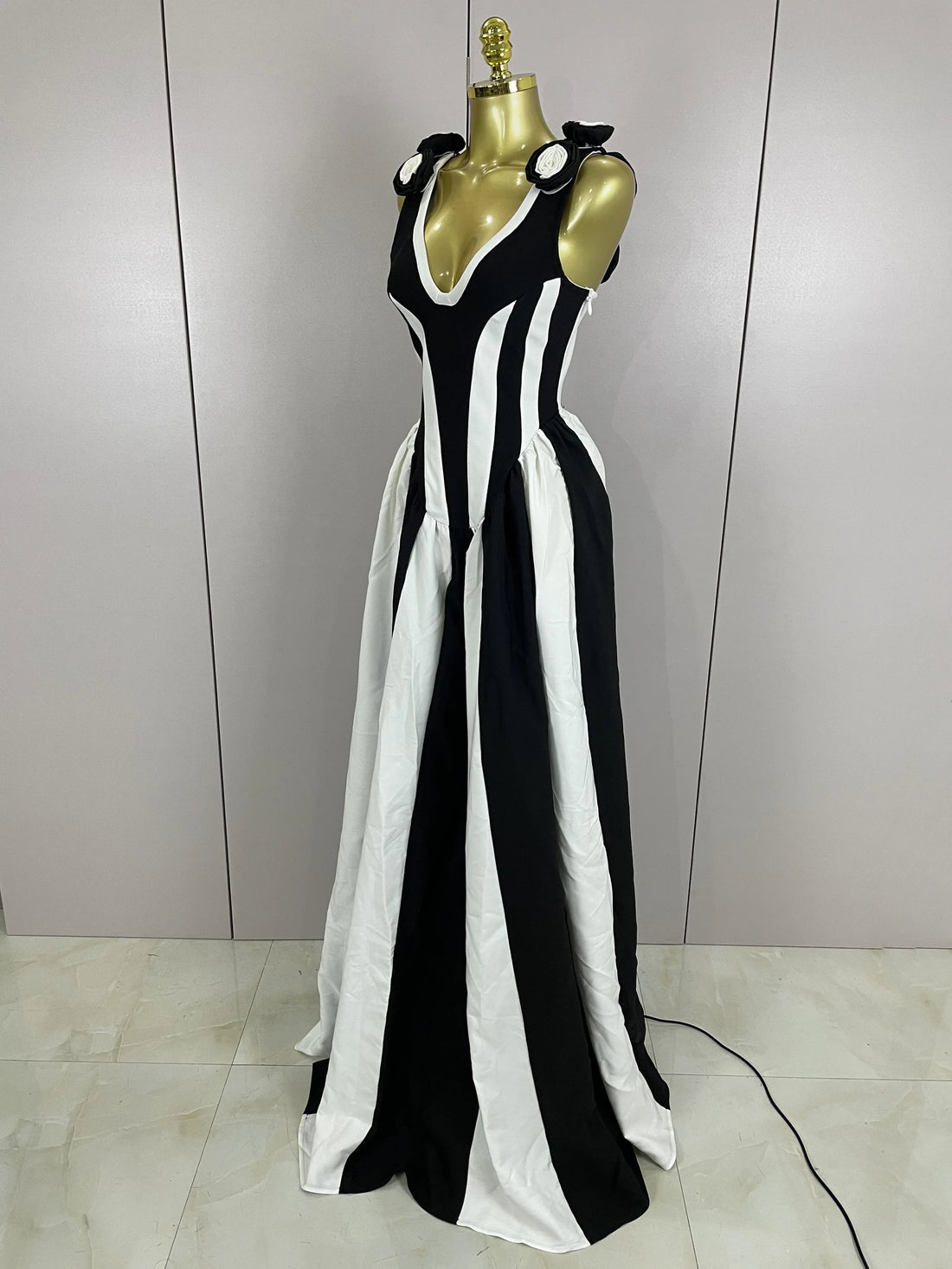 Sexy Black White Flower Stripe High fork Sleeveless Bandage Long Dress Women Vacation Party Elegangt Party Club Dresses