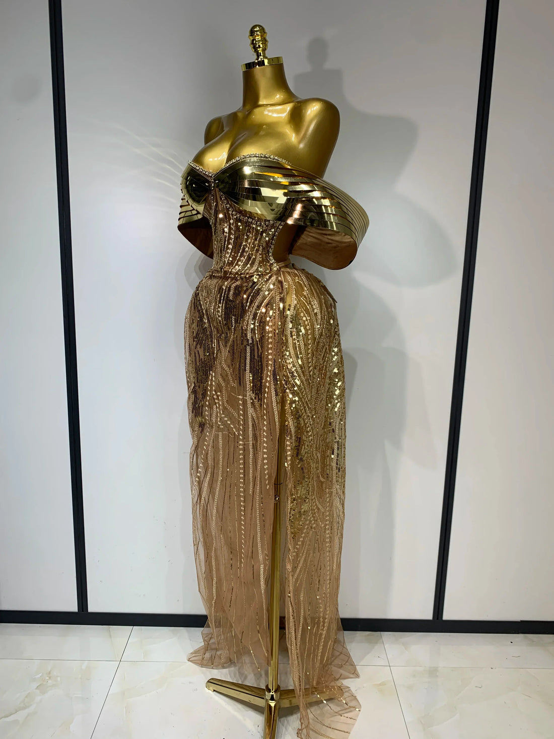 Sparkly Gold Long Dress Luxury Rhinestone Sequins See Thourgh Birthday Gown Sexy Off Shoulder Performance Singer Costume Gold