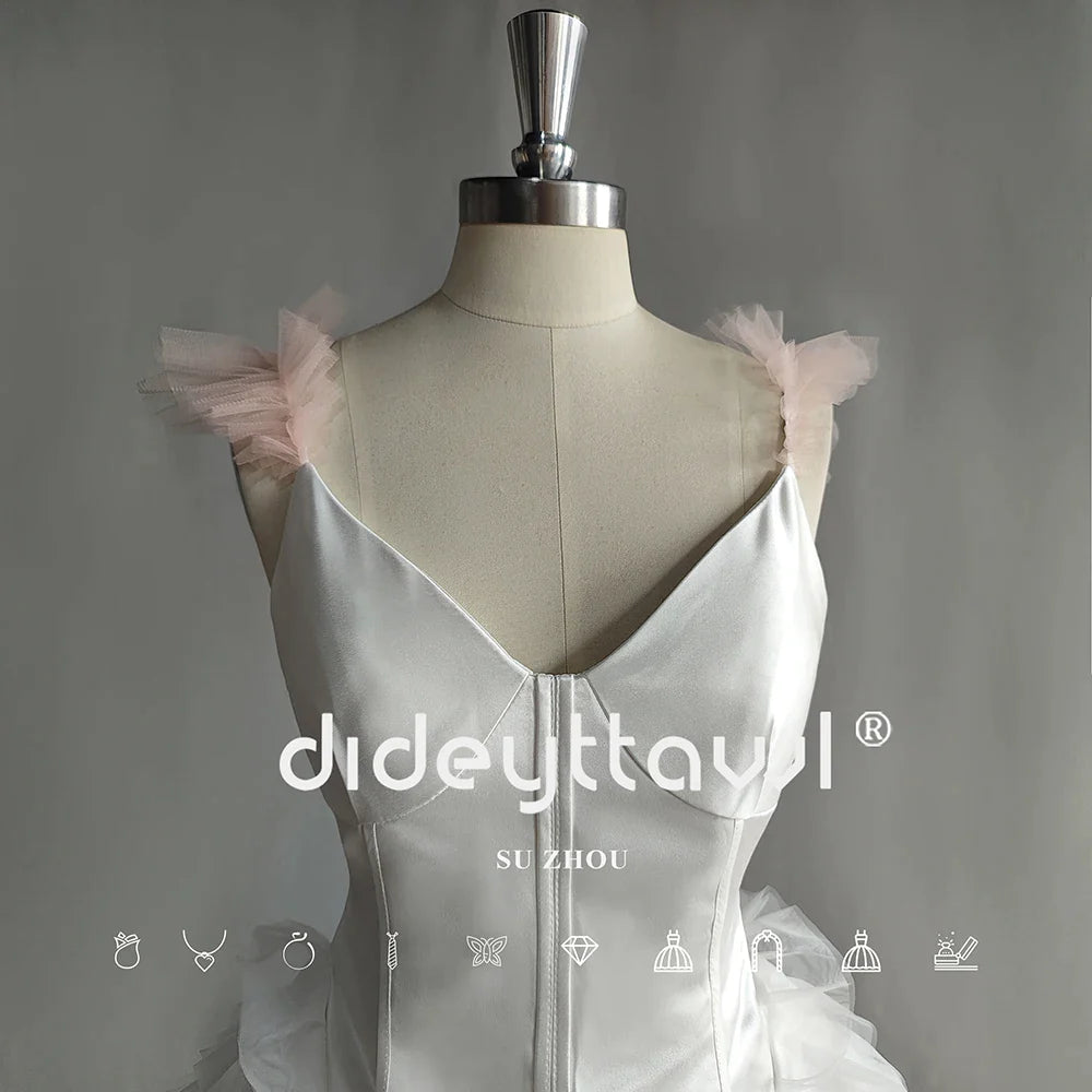 Mini vestido de novia de satén corto de princesa con tirantes finos de tul vestido de novia de línea delgada