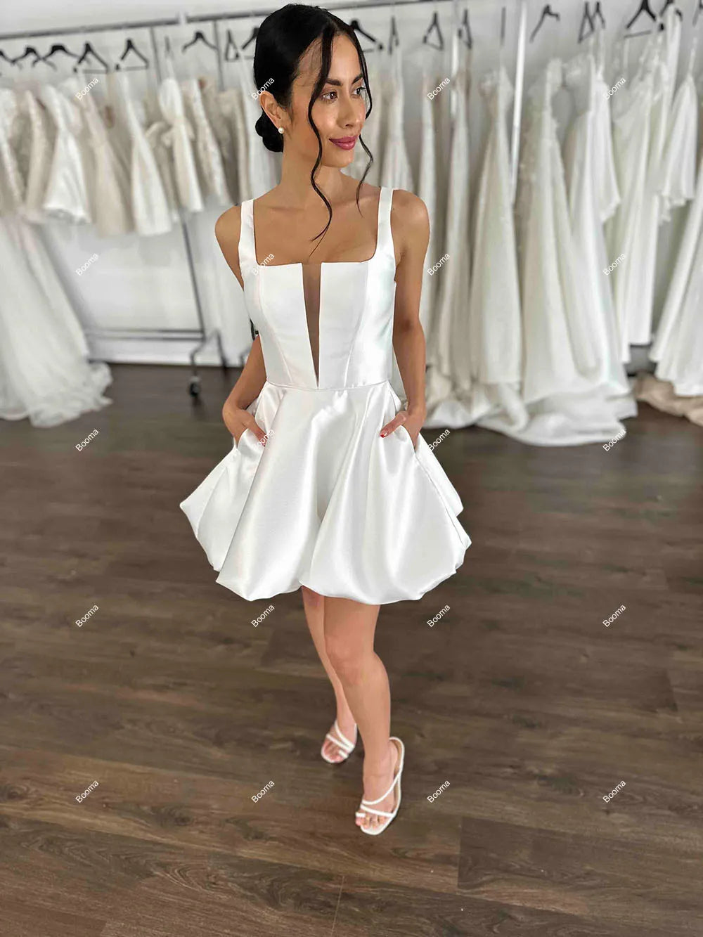A-line Short Wedding Party Dresses Square Collar Sleev Sfuggine Abiti da sposa per donne sopra l'abito da ballo al ginocchio
